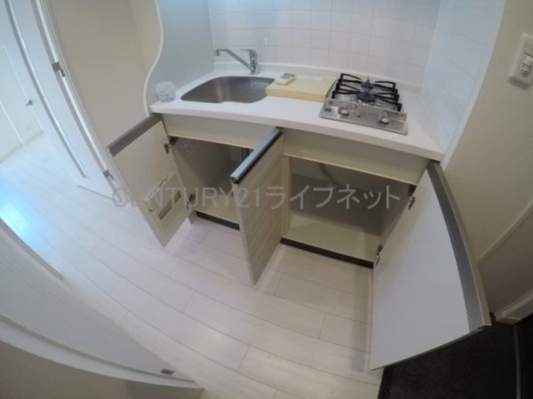 プレサンス大阪江坂