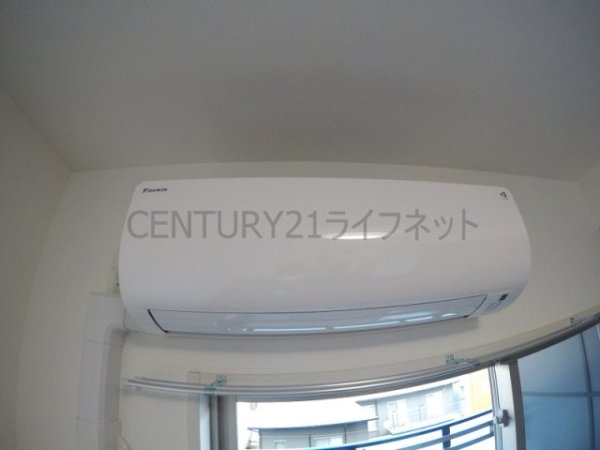 プレサンス江坂クォーレ