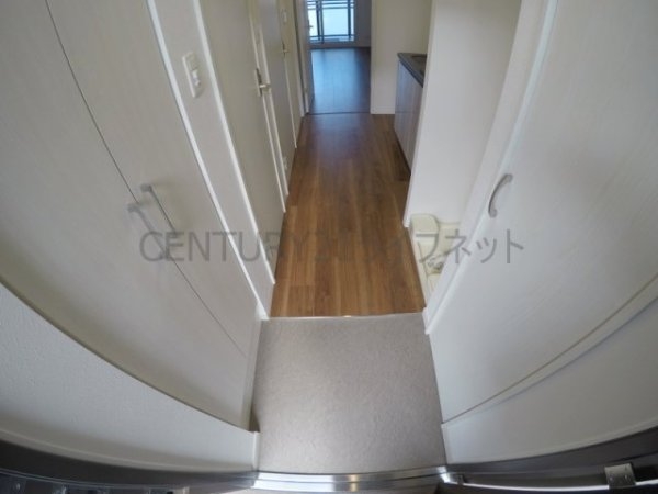 プレサンス江坂クォーレ