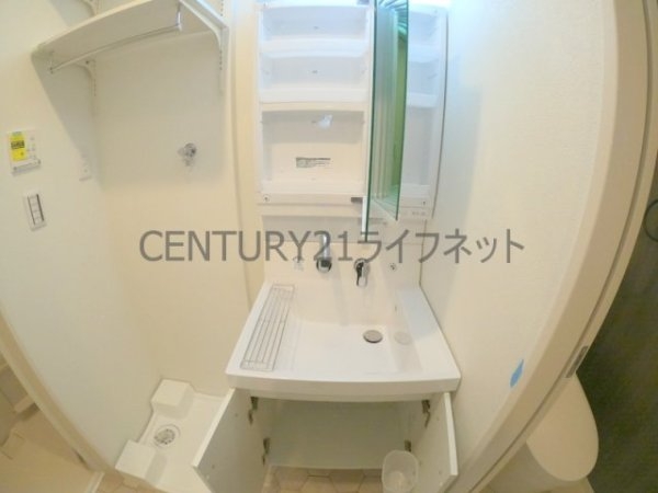 ラシャンス西中島南方