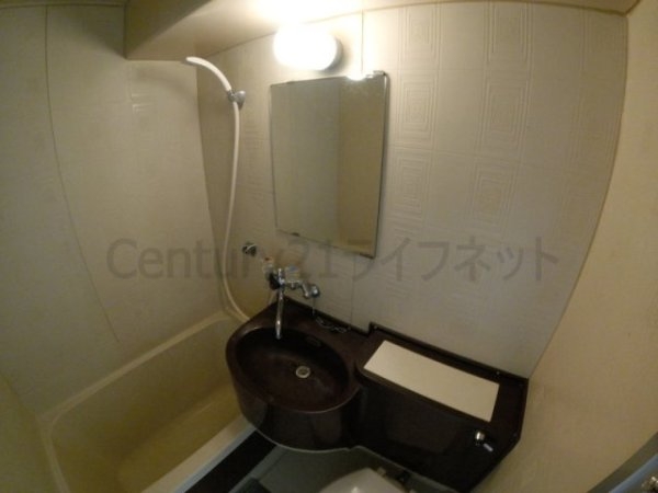 ロイヤルハイツ扇町