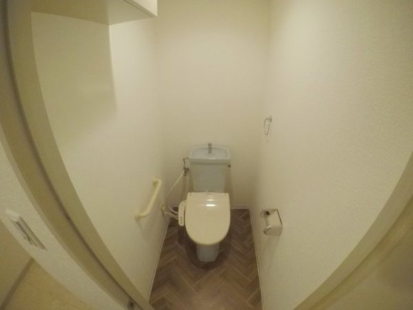 ヴェリテ江坂