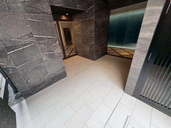 S-RESIDENCE天満橋ar(エントランス)