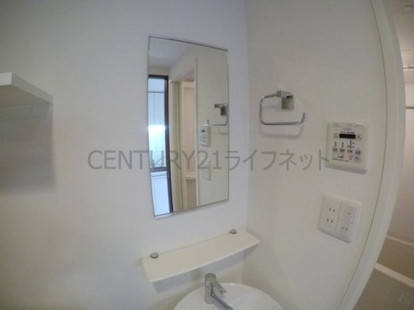エスリード江坂広芝町(洗面台・洗面所)