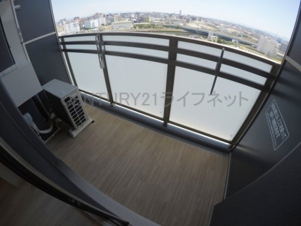 プレサンスブルーム東三国