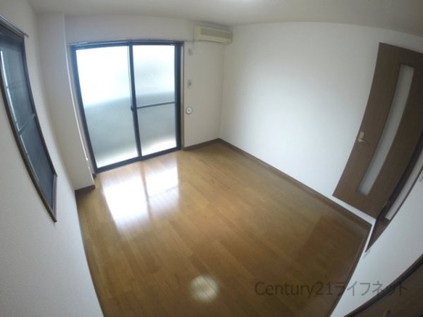 アンプルールフェールドミール