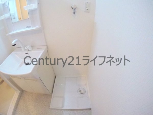 ラ・フォルム与力レジデンス