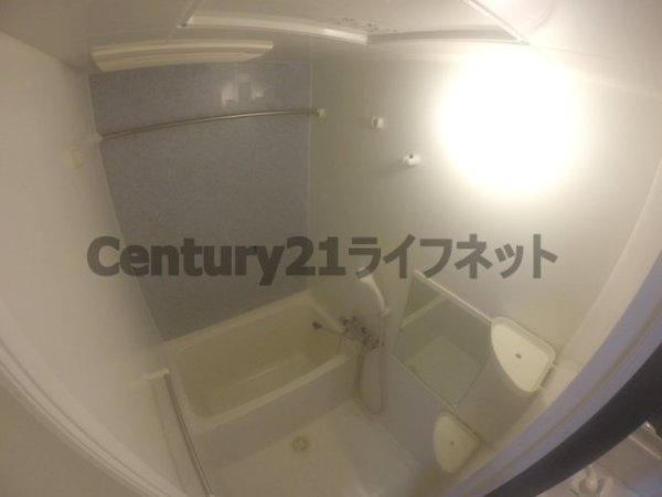 レクシア西中島1