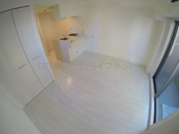 プレサンス大阪江坂