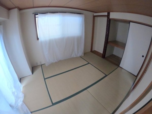 清泉ビル