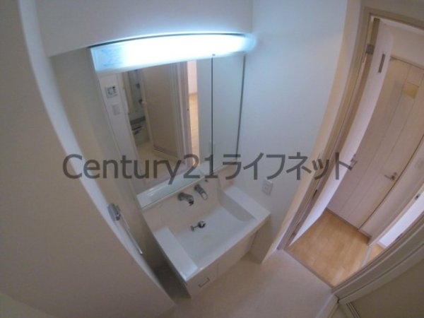 クレグラン北梅田