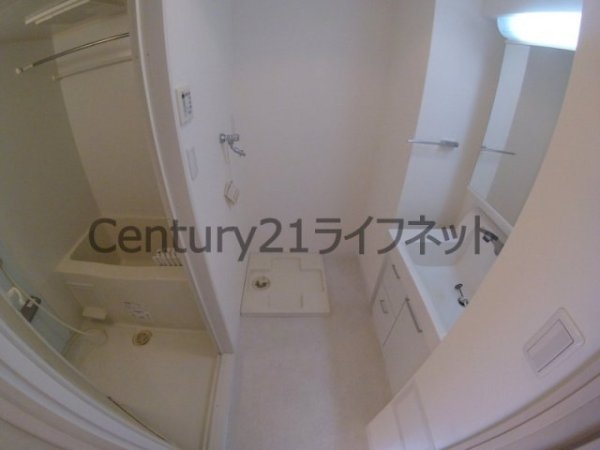 クレグラン北梅田