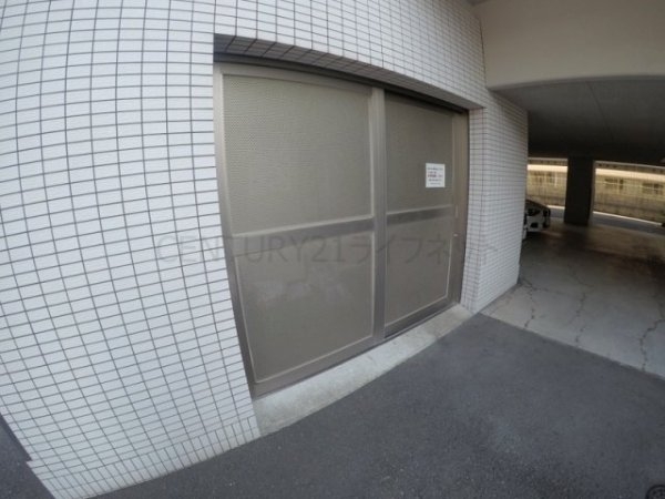 グランシャリオ江坂