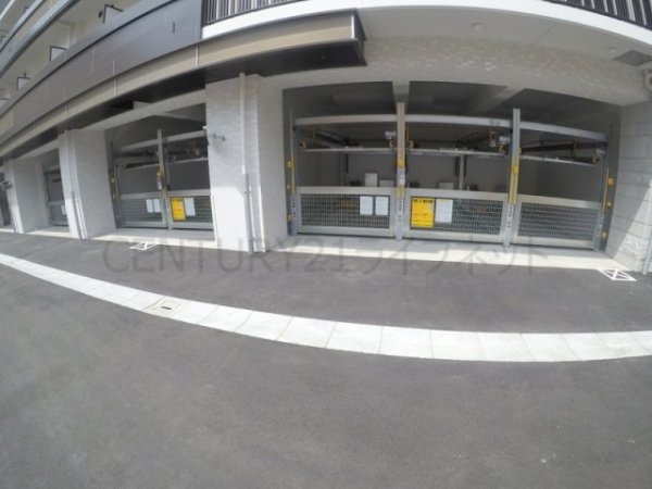 スプランディッド十三本町