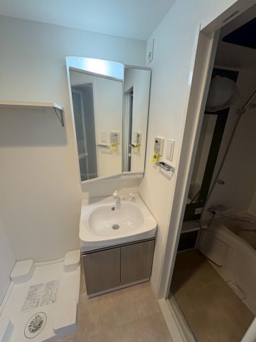 ワールドアイ大阪WestGate