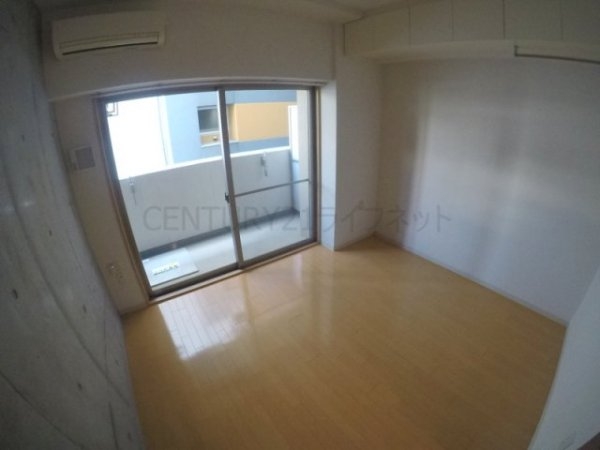 ラドゥセール江坂