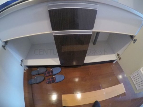 ラドゥセール江坂