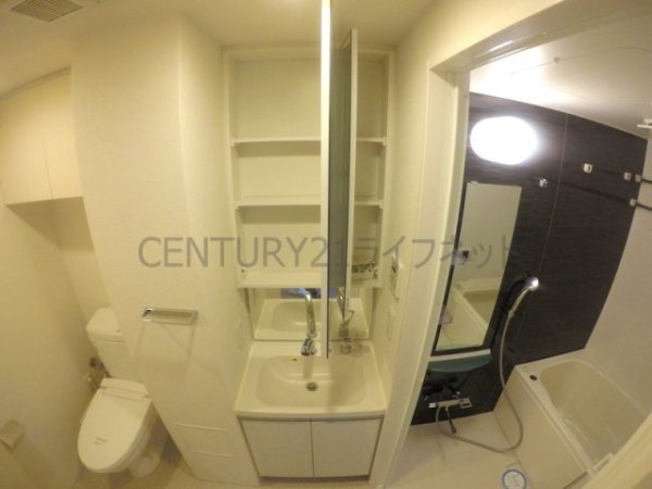 吹田市広芝町のマンション