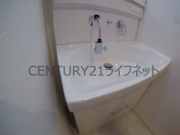 ラドゥセール天満(洗面台・洗面所)