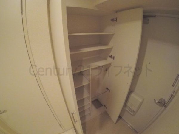 サクシード南森町