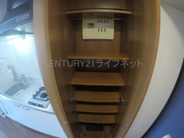 ドミトリオ仁王田(玄関)