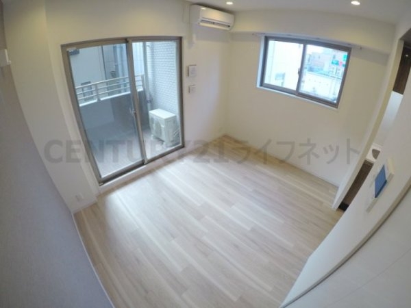 大阪市淀川区東三国４丁目のマンション