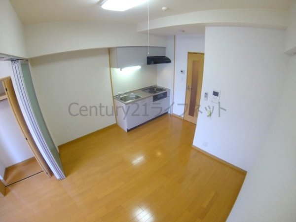 ワンルーフフラットテンジンバシ