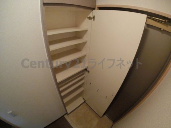 コンフォール南森町