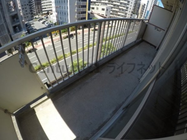 サンフラッツ新大阪本館