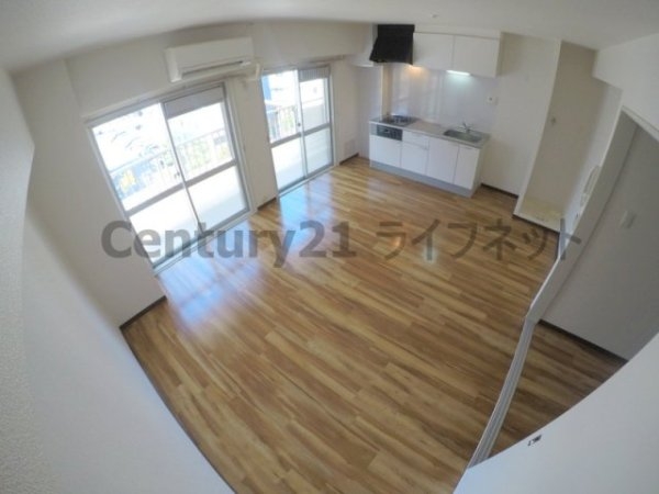 サンフラッツ新大阪本館