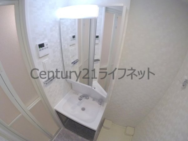 ラドゥセール西天満