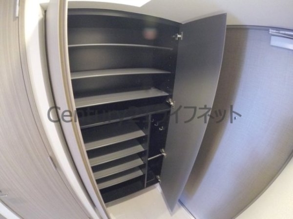 ラドゥセール西天満