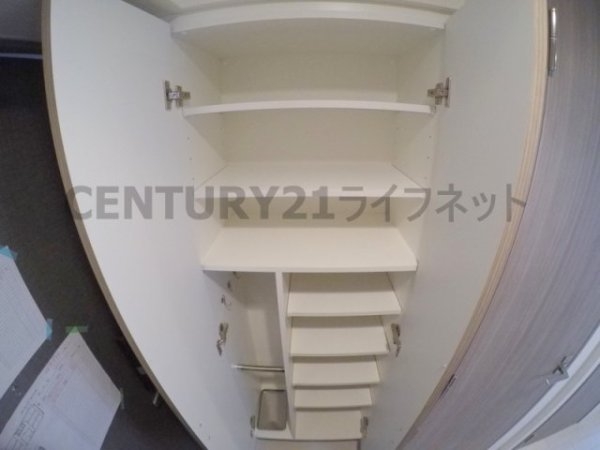 エスリード新大阪グランゲートノース(玄関)