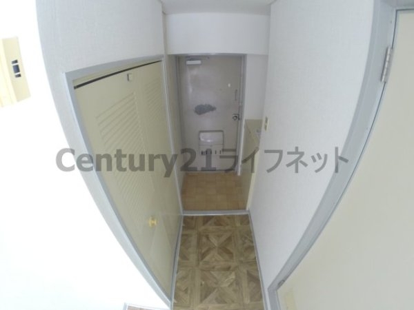 コボリマンション新大阪(玄関)