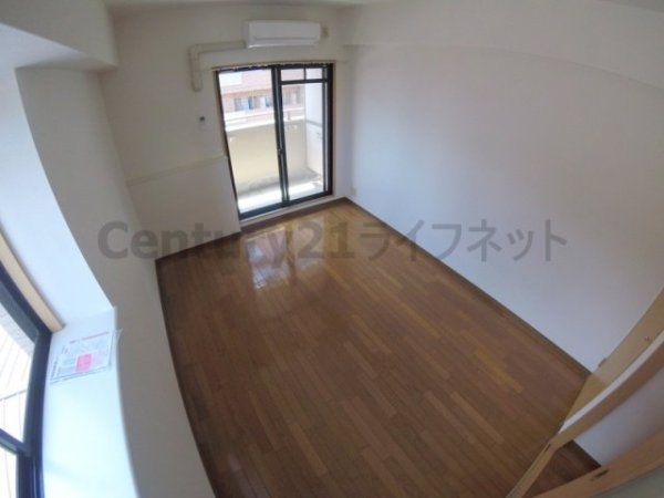 シティライフプレサンス新大阪(リビング)