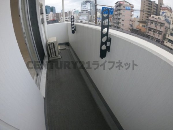ONLY ONE梅田北(バルコニー)