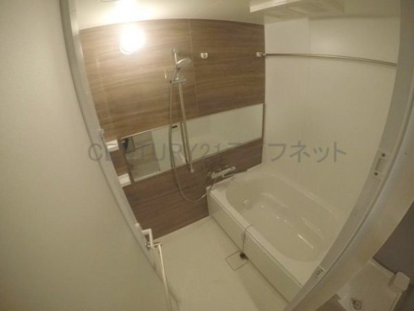 吹田市垂水町3丁目のマンション(バス)