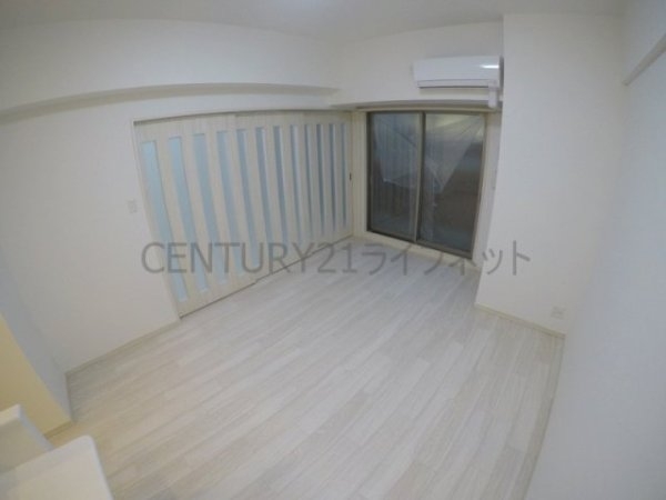 大阪市淀川区宮原1丁目のマンション(リビング)
