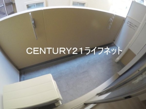 セレニテ江坂グランデ