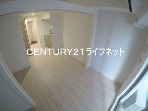 セレニテ江坂グランデ