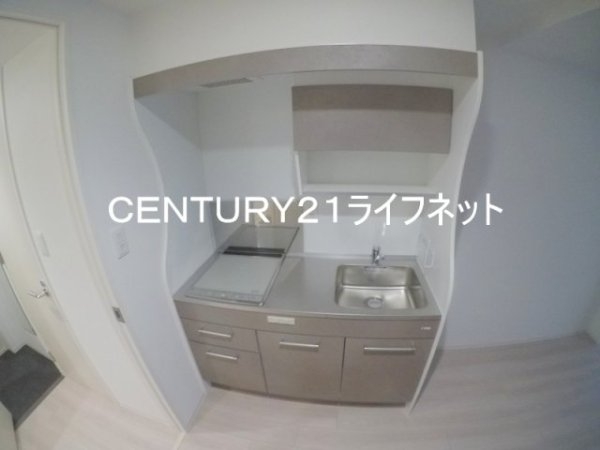 セレニテ江坂グランデ