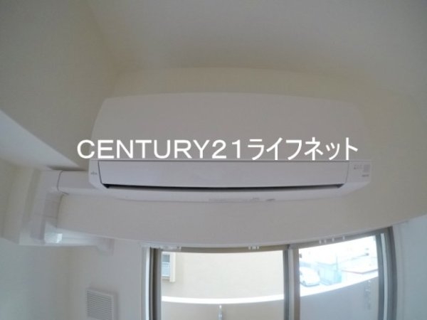 セレニテ江坂グランデ