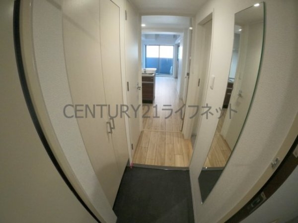 セレニテ江坂グランデ