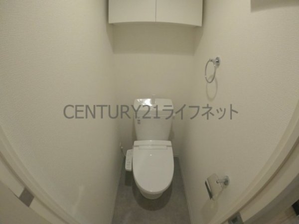 セレニテ江坂グランデ