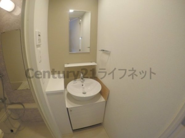 エスリード新大阪ヴェルデ(洗面台・洗面所)
