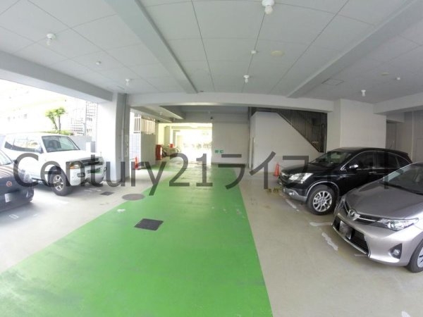 ノルデンハイム新大阪2(駐車場)