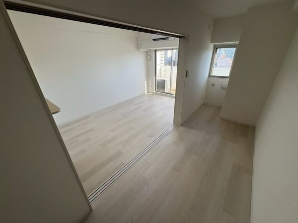 アーバンパーク新大阪(寝室)