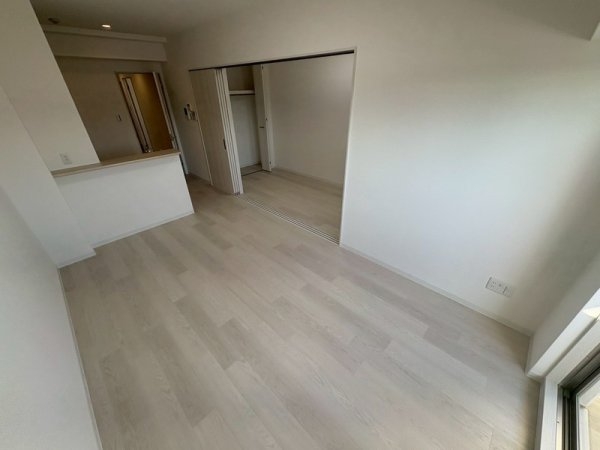 アーバンパーク新大阪(リビング)