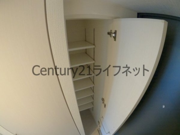 エスリード大阪梅田リュクス(玄関)