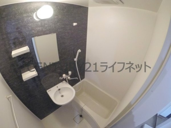 おおきに北梅田サニーアパートメント(バス)
